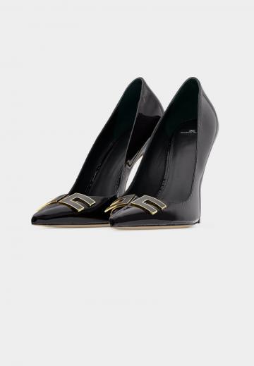 Туфли на высоком каблуке