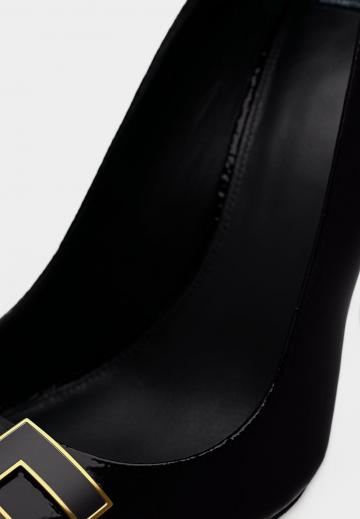 Туфли на высоком каблуке