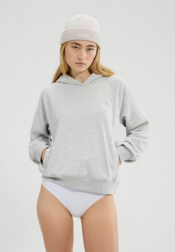 Пуловер с капюшоном