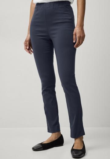 Узкие брюки
