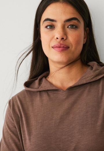 Пуловер с капюшоном