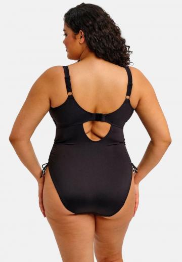 Слитный купальник