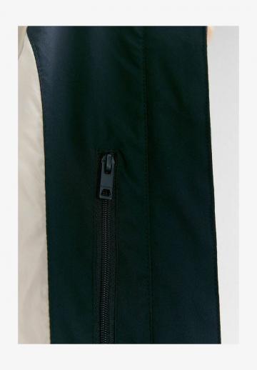 Короткое пальто