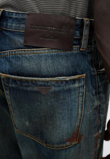 Прямые джинсы