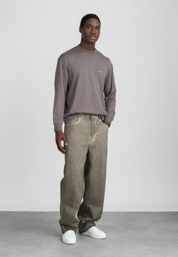 Прямые джинсы