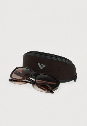 Солнечные очки