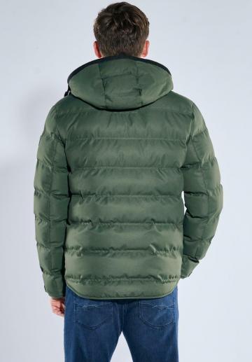 Зимняя куртка