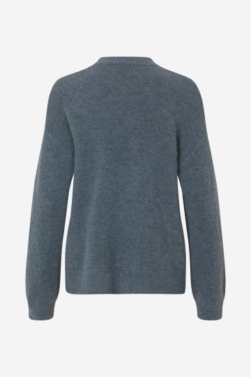 Длинный пуловер