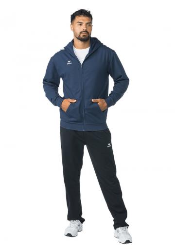 Спортивная кофта