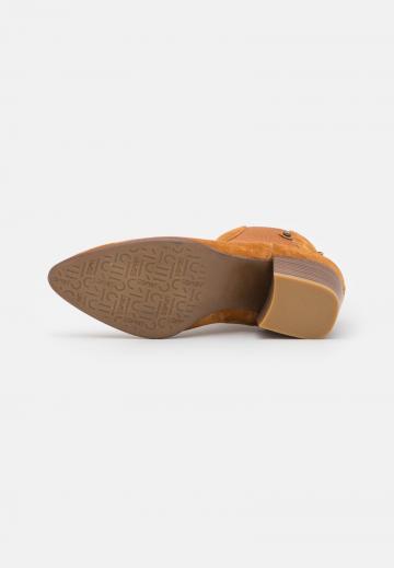 Ботинки челси