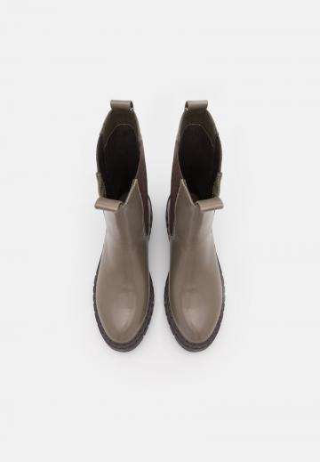 Сапоги на платформе