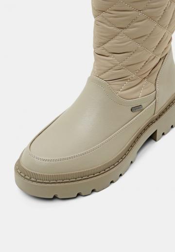 Зимние ботинки