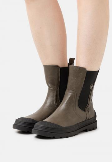 Ботинки челси