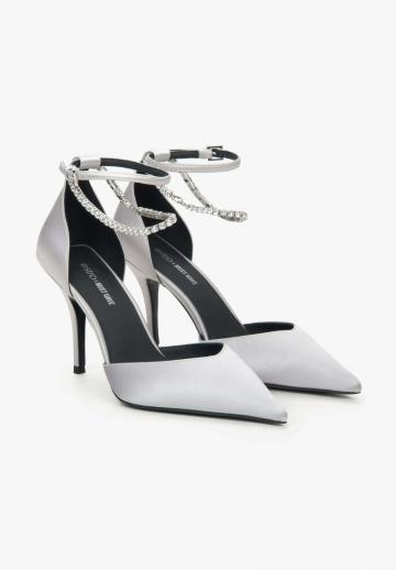 Туфли с ремешком