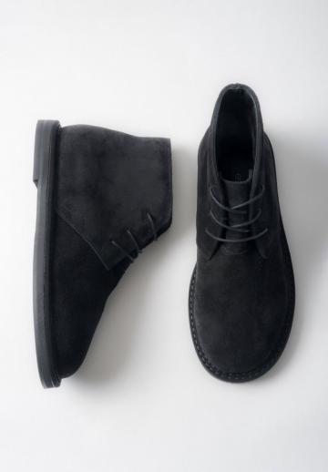 Ботинки на шнуровке