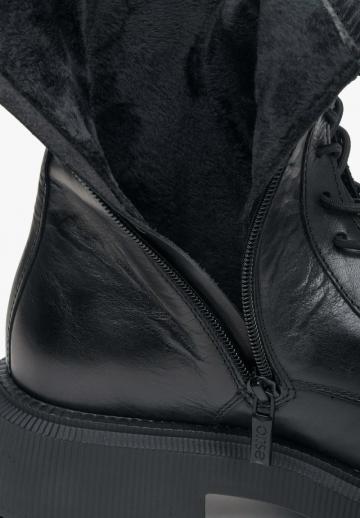 Ботинки на шнуровке