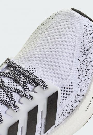 Тренировочные кроссовки