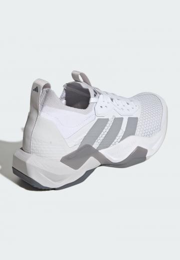 Тренировочные кроссовки