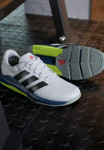 Тренировочные кроссовки