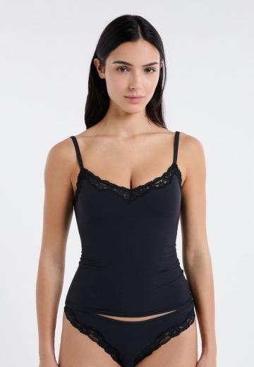 Топ на бретельках