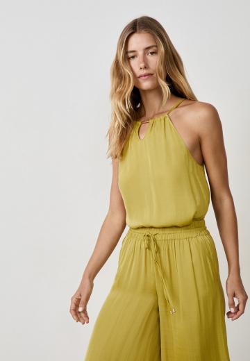 Топ на бретельках