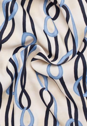 Длинная блузка