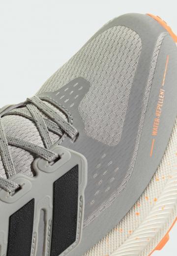 Беговые кроссовки