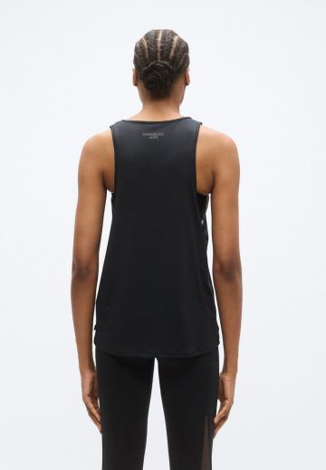 Спортивный топ