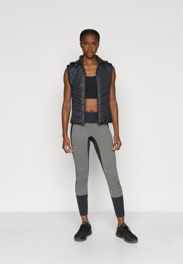 Спортивный жилет