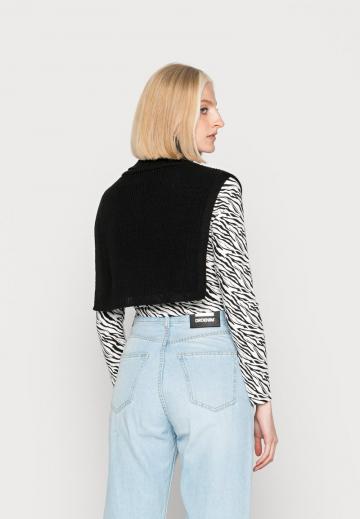 Короткая куртка