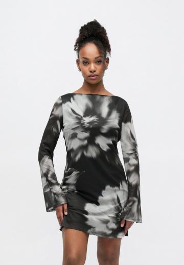 Короткое платье