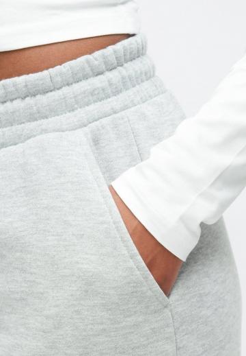 Спортивные штаны