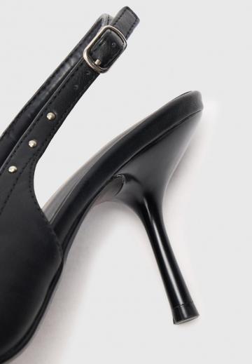 Туфли на высоком каблуке