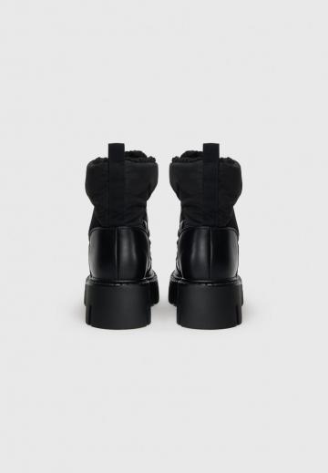 Зимние ботинки