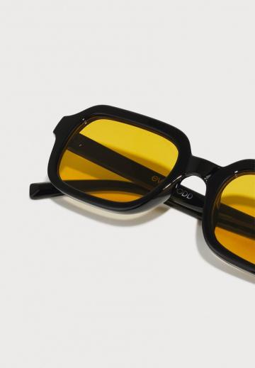 Солнечные очки