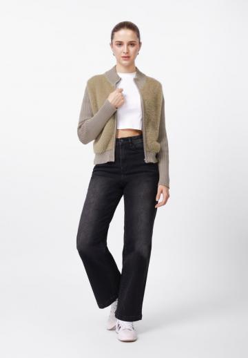 Пуховой жилет