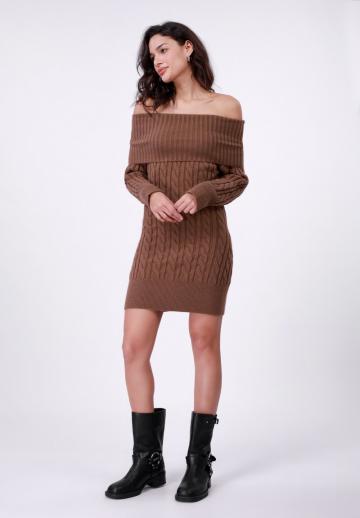 Вязаное платье