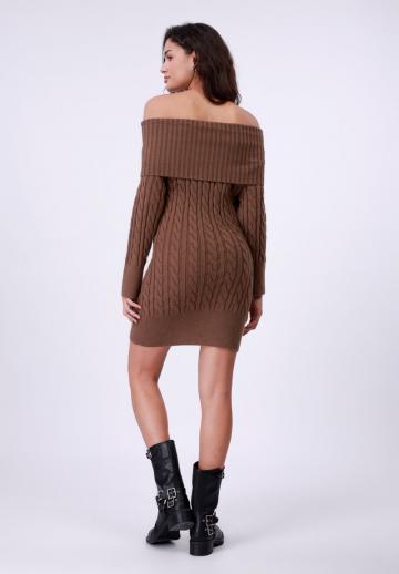 Вязаное платье