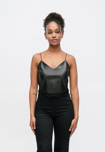 Топ на бретельках