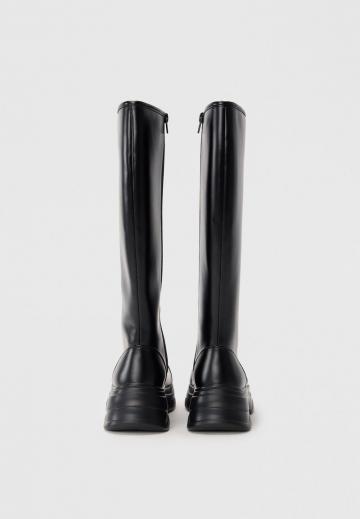 Сапоги на шнуровке