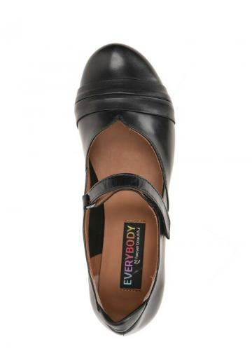 Туфли с ремешком