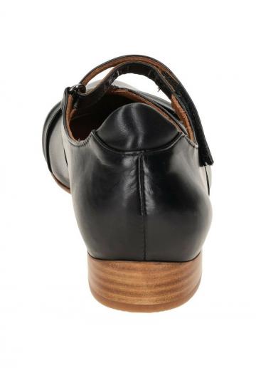 Туфли с ремешком