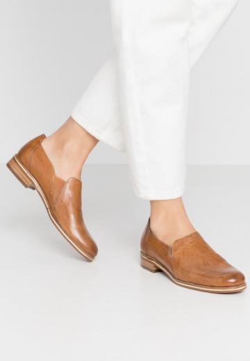 Полуботинки