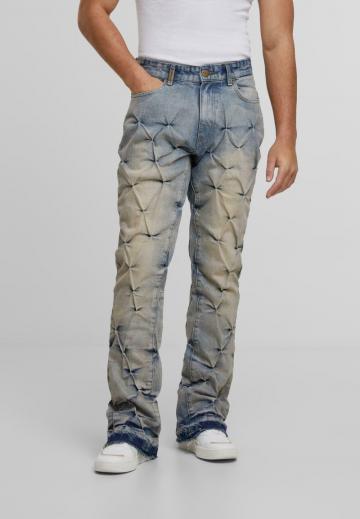 Прямые джинсы