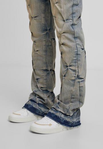 Прямые джинсы