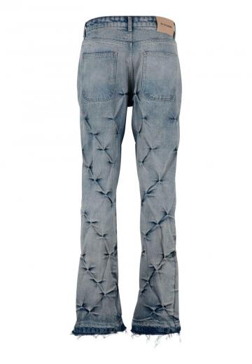 Прямые джинсы