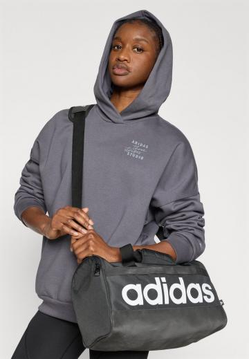 Спортивная толстовка