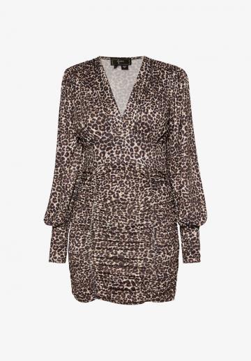 Платье футляр