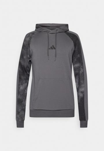 Спортивная кофта