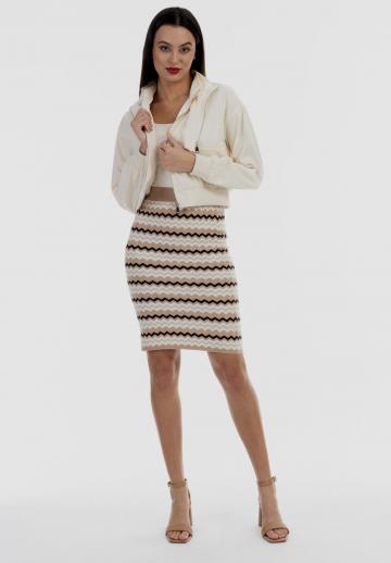 Куртка с накладнымит карманами